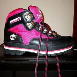 Timberland size 7.5 black/Pink leather boots